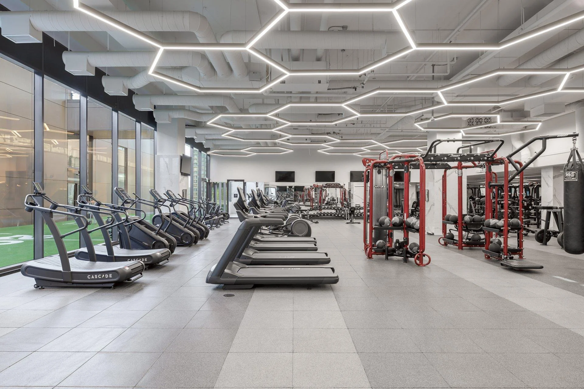 Fitness centre with treadmills and strength equipment